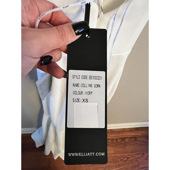 Elliatt • NWT Collins Gown - Picture 11 of 12